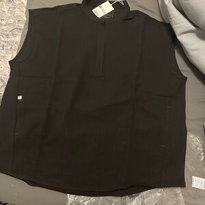 Selling the Oversized Rafaela Scrub Top from Figs in a Large
